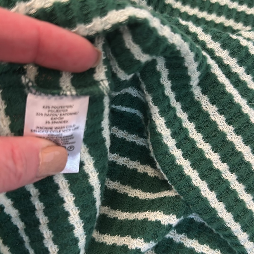 Very cute Loft Striped Long Sleeve Shirt - Picture 6 of 6